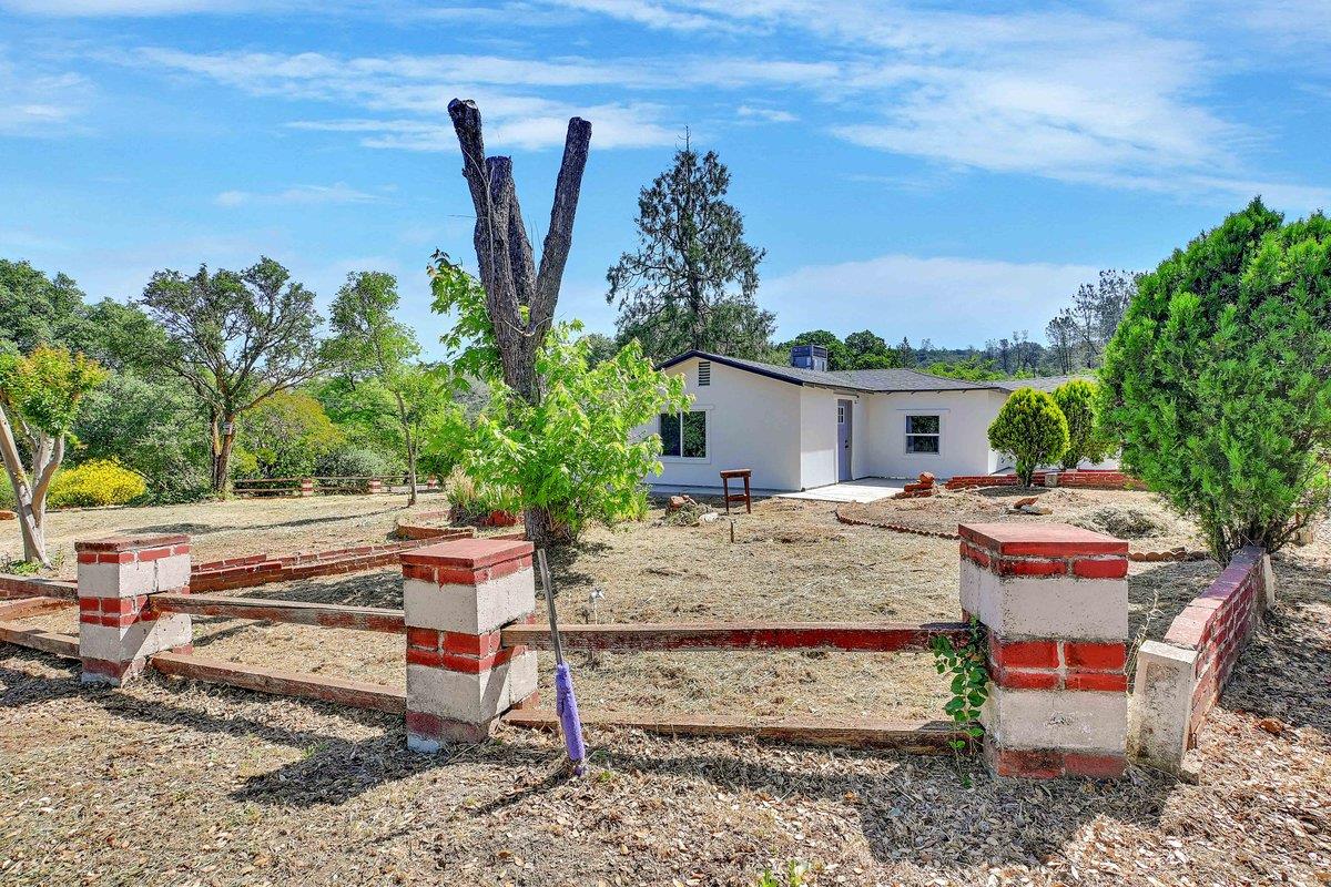 Detail Gallery Image 6 of 61 For 11 La Mirada Ave, Oroville,  CA 95966 - 3 Beds | 2 Baths