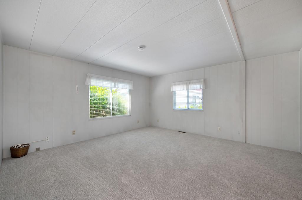 Detail Gallery Image 35 of 46 For 172 Rolling River Ln, Rancho Cordova,  CA 95670 - 2 Beds | 2 Baths