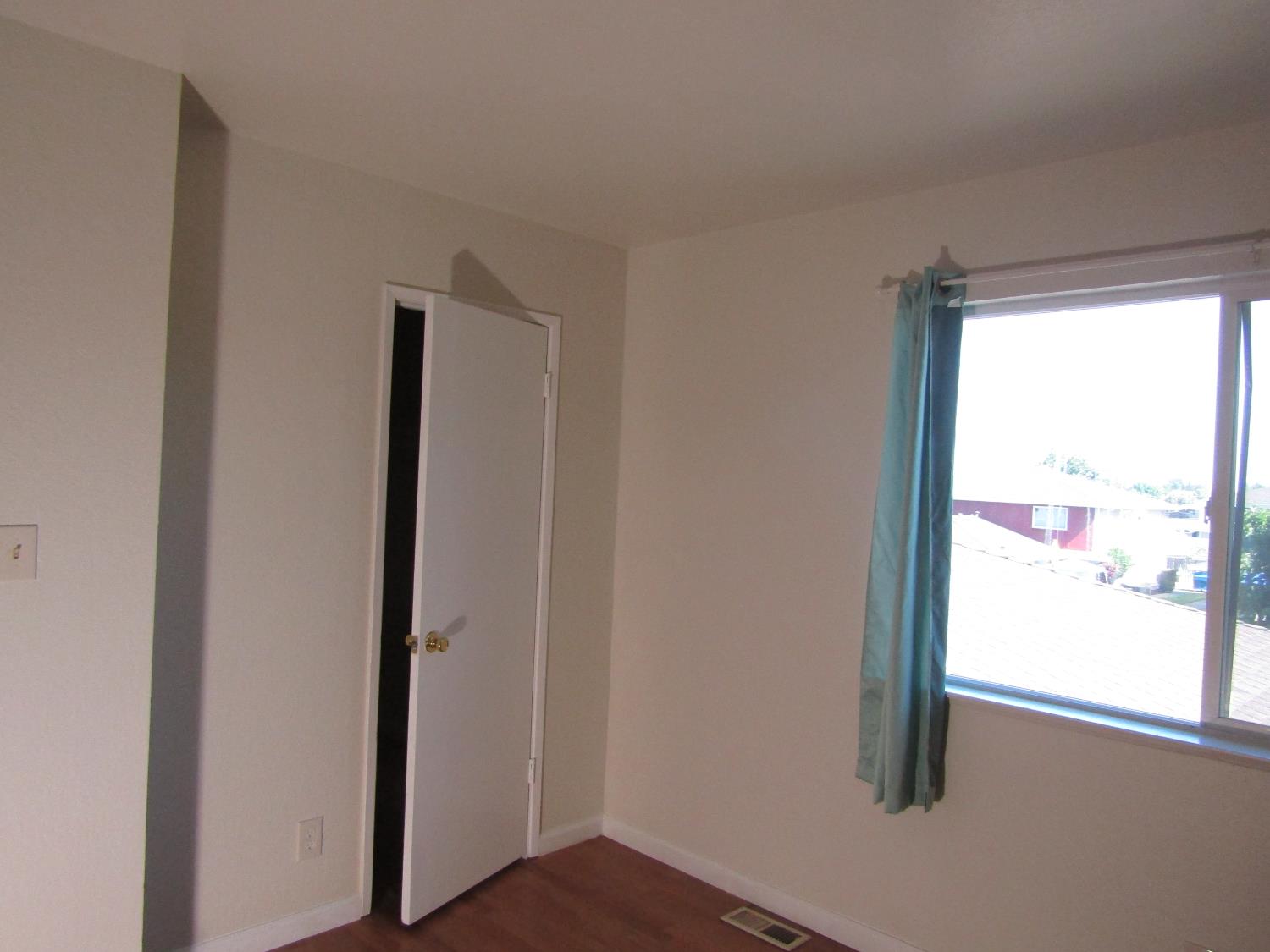 Detail Gallery Image 13 of 22 For 4524 Greenholme Dr #2,  Sacramento,  CA 95842 - 2 Beds | 1 Baths