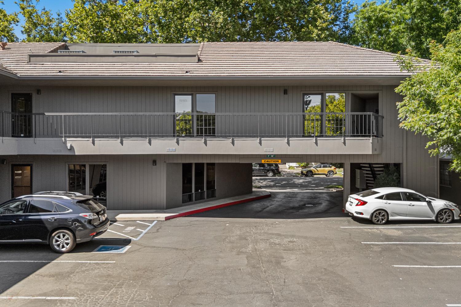 Detail Gallery Image 13 of 33 For 420 W Pine St, Lodi,  CA 95240 - – Beds | – Baths