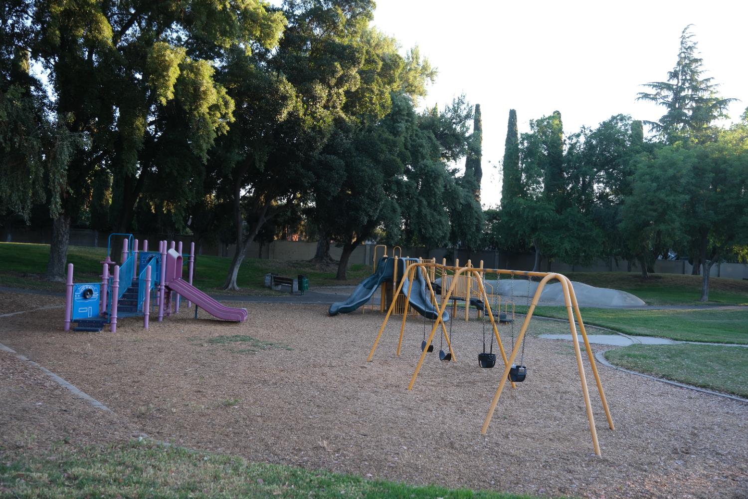 Detail Gallery Image 29 of 31 For 385 Birchwood Ct, Modesto,  CA 95350 - 3 Beds | 2 Baths