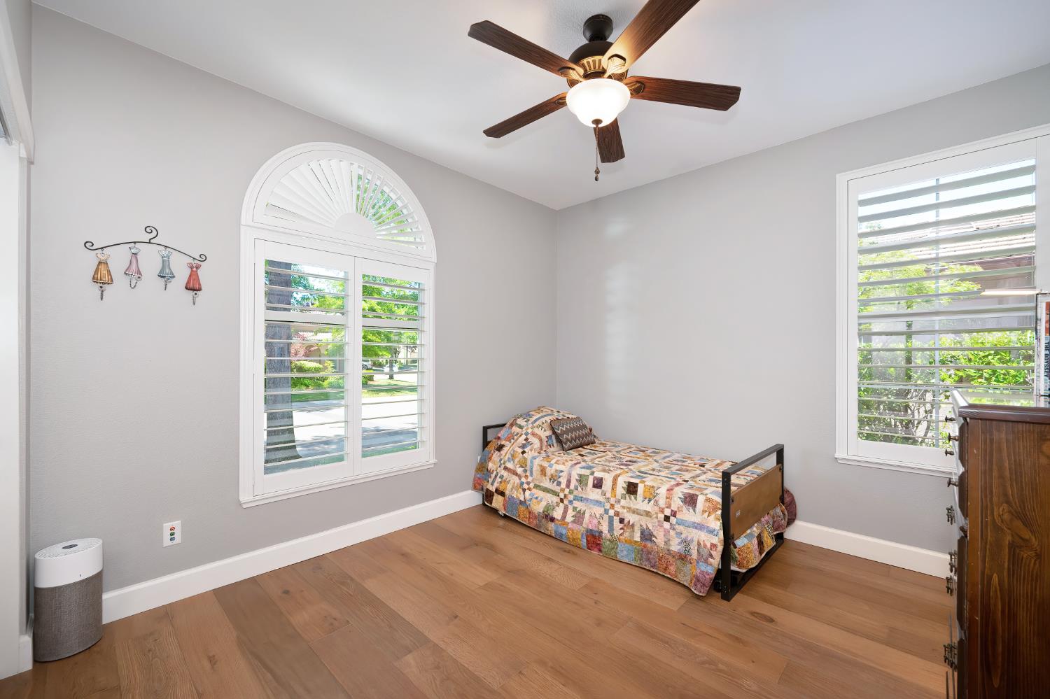 Detail Gallery Image 33 of 46 For 1123 Meredith Way, Folsom,  CA 95630 - 4 Beds | 2 Baths