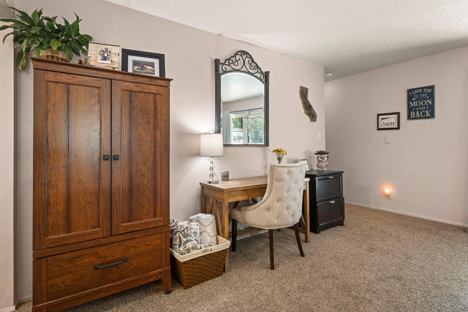 Detail Gallery Image 9 of 18 For 237 Katherine St, Quincy,  CA 95971 - 2 Beds | 1 Baths