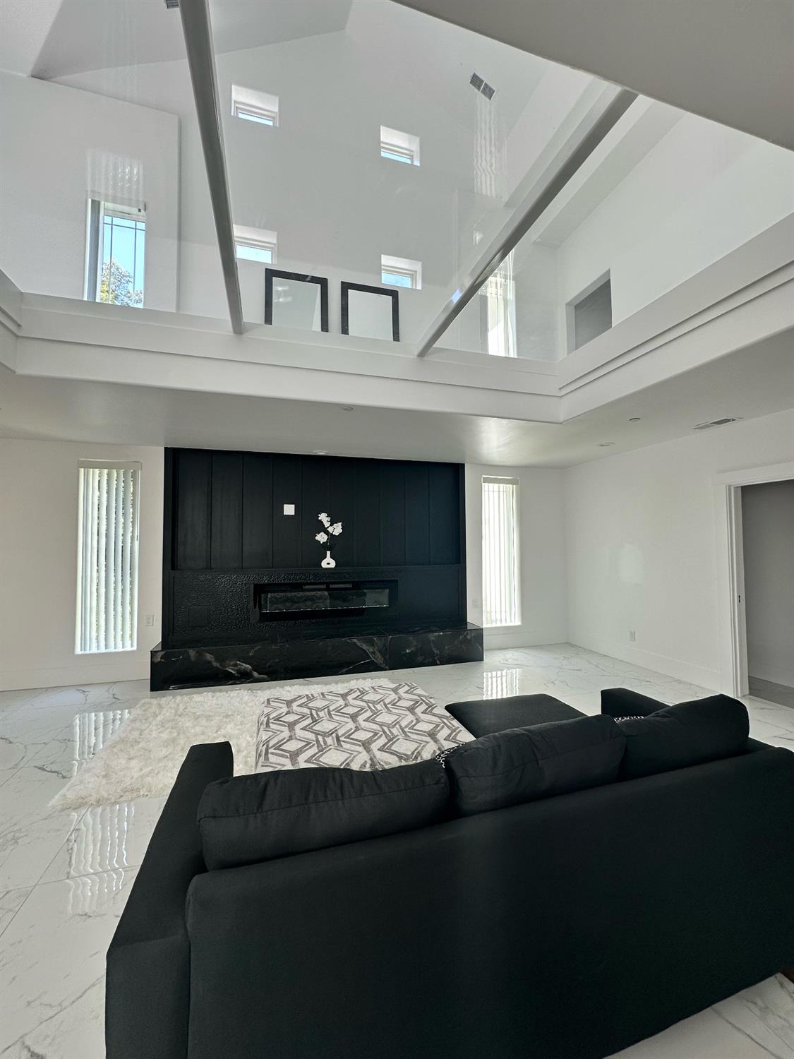 Detail Gallery Image 92 of 93 For 9425 S Wales Way, Elk Grove,  CA 95758 - 5 Beds | 5/1 Baths