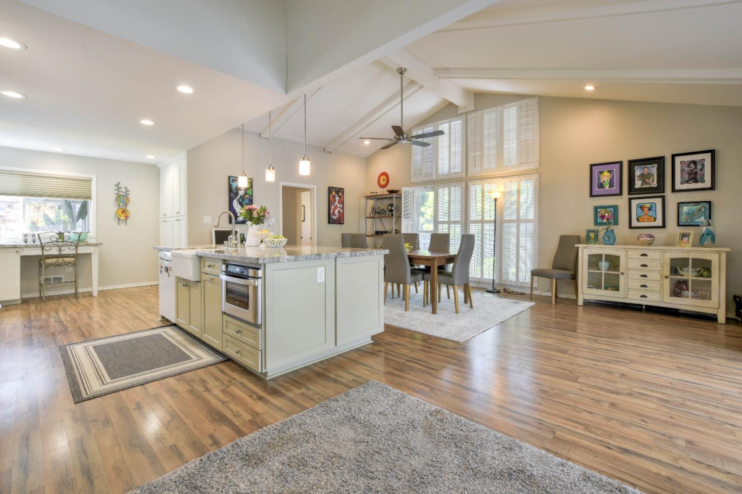 Detail Gallery Image 12 of 46 For 3401 Norris Ave, Sacramento,  CA 95821 - 4 Beds | 2/1 Baths