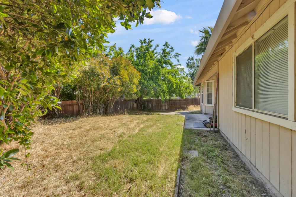 Detail Gallery Image 23 of 33 For 7926 Eagle Peak Way, Antelope,  CA 95843 - 3 Beds | 2 Baths