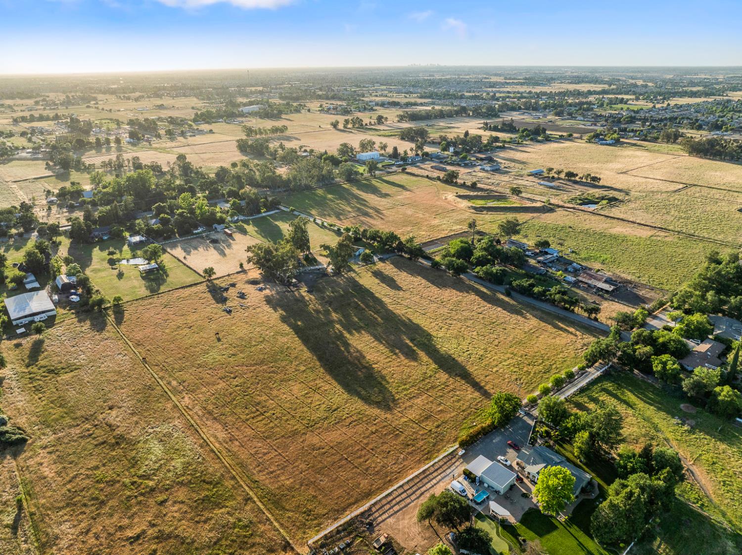 Detail Gallery Image 42 of 62 For 8651 Bader Rd, Elk Grove,  CA 95624 - 3 Beds | 2 Baths