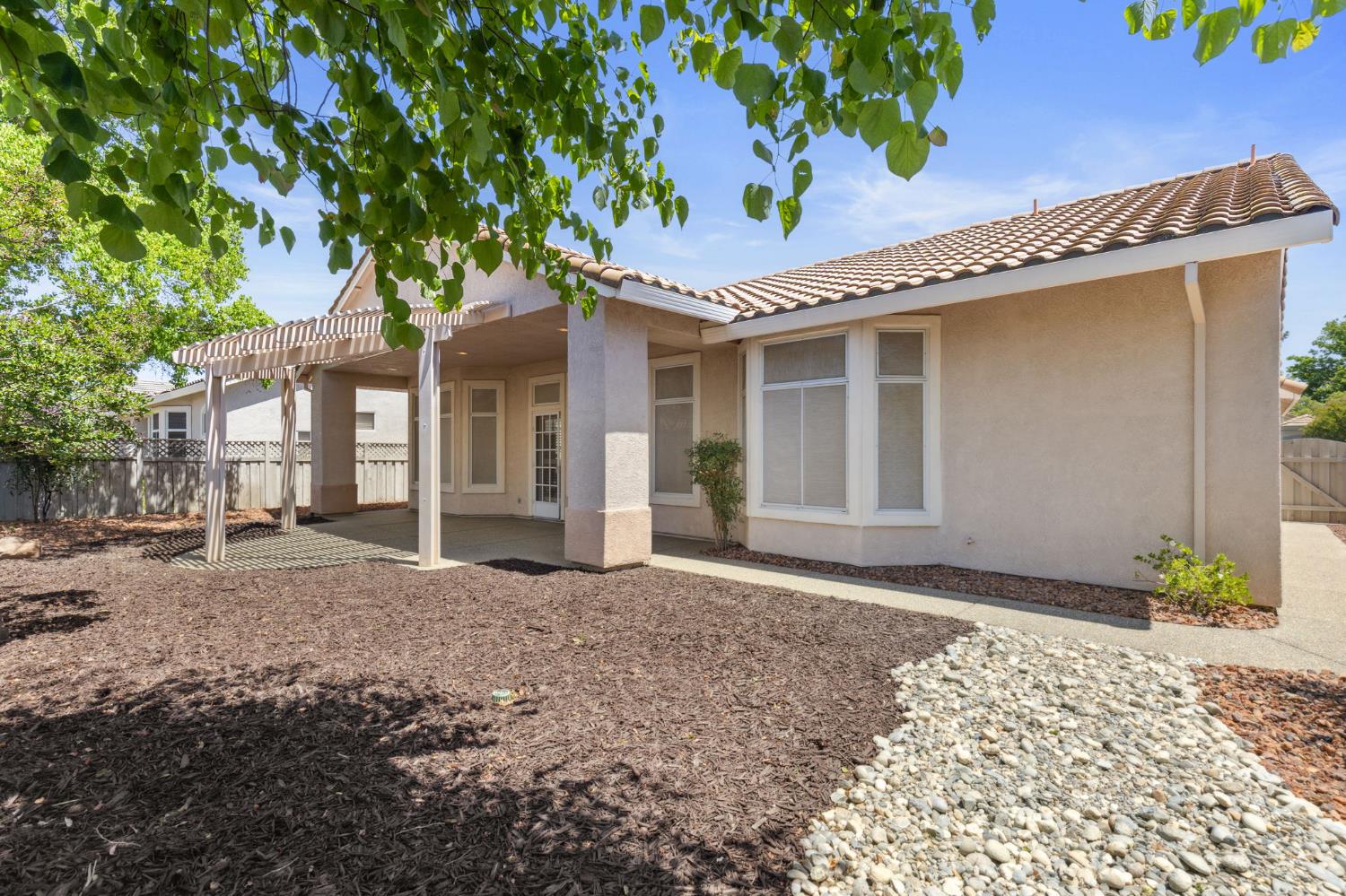 Detail Gallery Image 32 of 38 For 5237 Sugar Pine Loop, Roseville,  CA 95747 - 2 Beds | 2 Baths