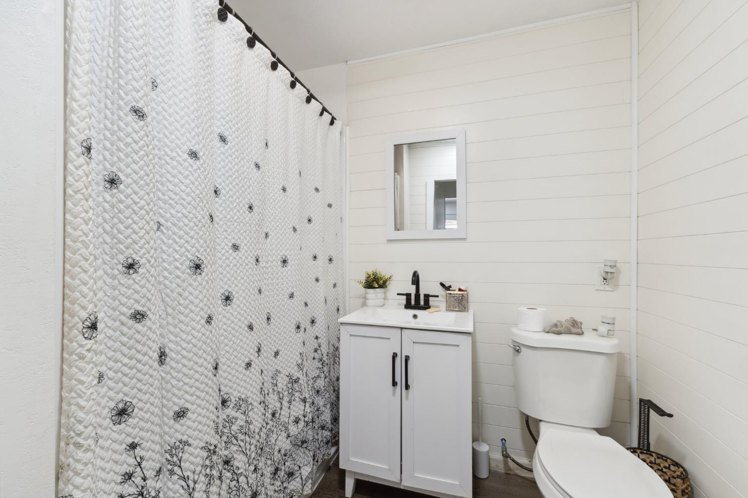 Detail Gallery Image 23 of 40 For 603 Hill St, Bakersfield,  CA 93306 - – Beds | – Baths