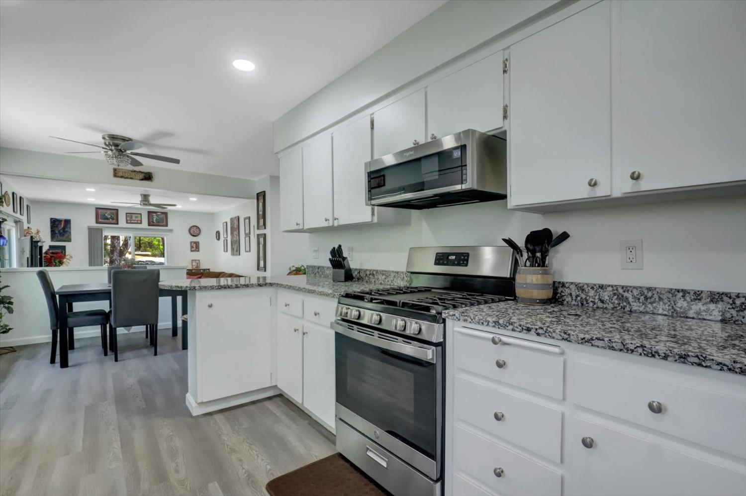 Detail Gallery Image 19 of 53 For 17730 Minnow Way, Penn Valley,  CA 95946 - 3 Beds | 2 Baths
