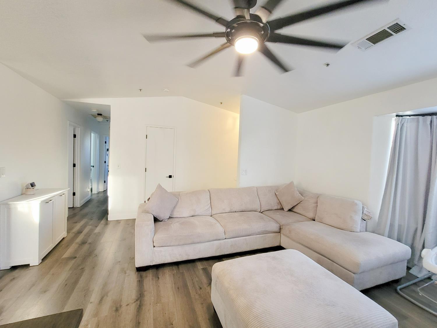 Detail Gallery Image 8 of 30 For 1485 Hansen Ave, Merced,  CA 95340 - 3 Beds | 2 Baths