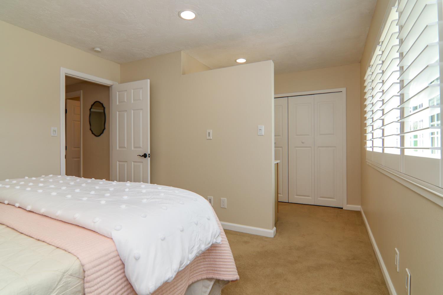 Detail Gallery Image 17 of 38 For 4949 Hillridge Way, Fair Oaks,  CA 95628 - 3 Beds | 2 Baths