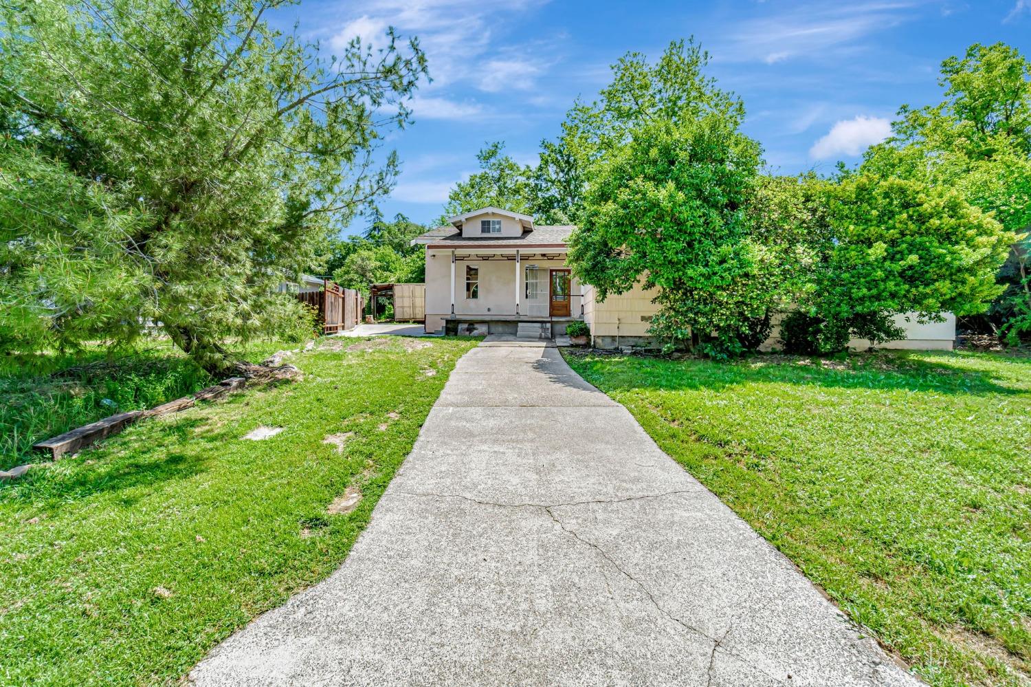 Isabella Avenue, Fair Oaks, California image 1