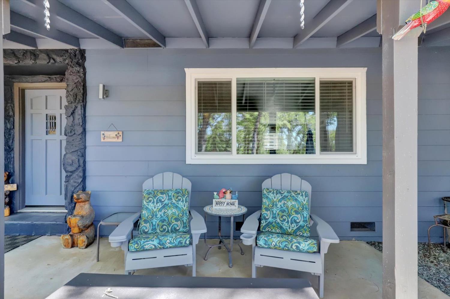 Detail Gallery Image 2 of 53 For 17730 Minnow Way, Penn Valley,  CA 95946 - 3 Beds | 2 Baths