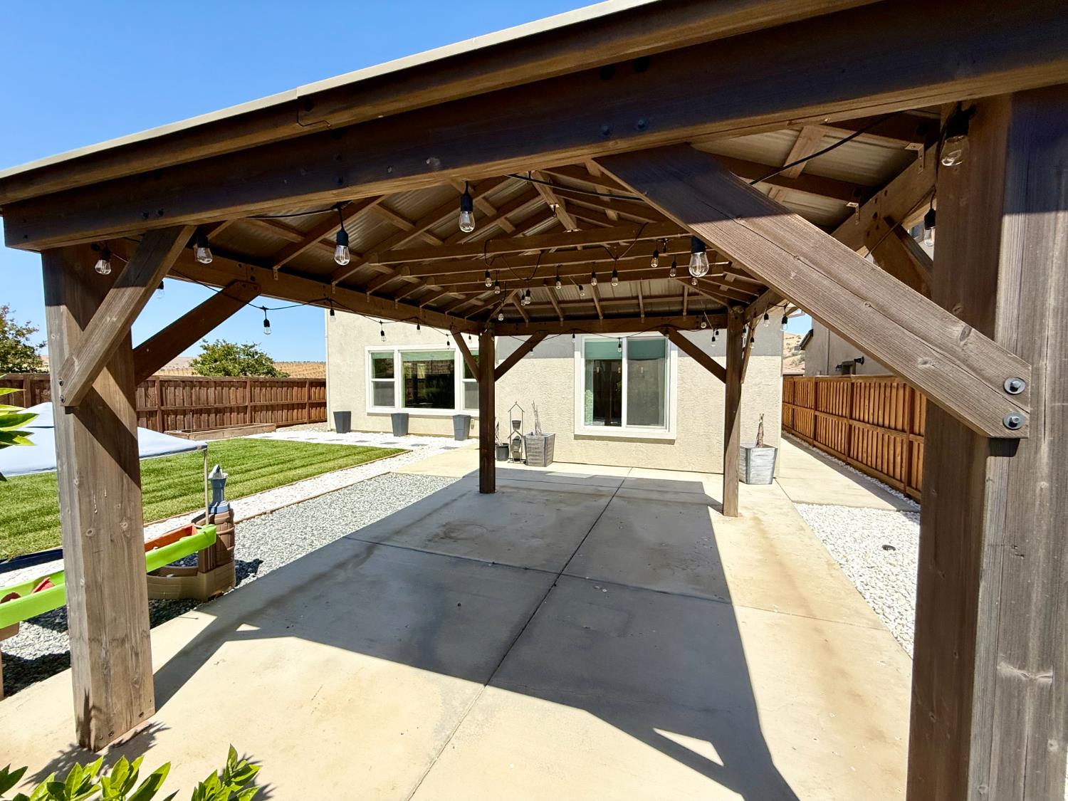Detail Gallery Image 19 of 47 For 21161 Cabernet Dr, Patterson,  CA 95363 - 5 Beds | 3 Baths