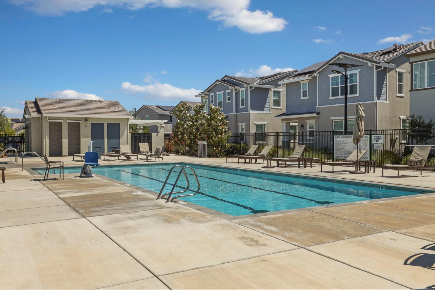 Detail Gallery Image 38 of 54 For 17481 Nightshore Dr, Lathrop,  CA 95330 - 3 Beds | 2 Baths
