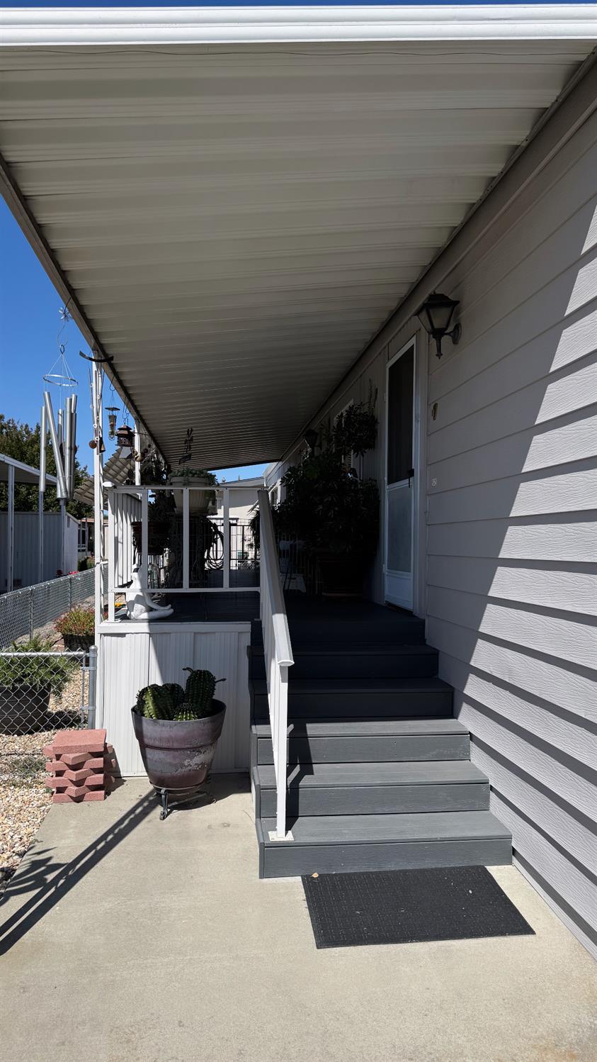 Detail Gallery Image 2 of 18 For 8700 West Ln 121, Stockton,  CA 95210 - 2 Beds | 2 Baths
