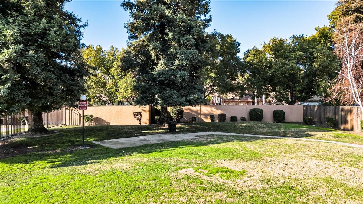 Detail Gallery Image 38 of 44 For 525 Lincoln Ave #C,  Modesto,  CA 95354 - 2 Beds | 1/1 Baths