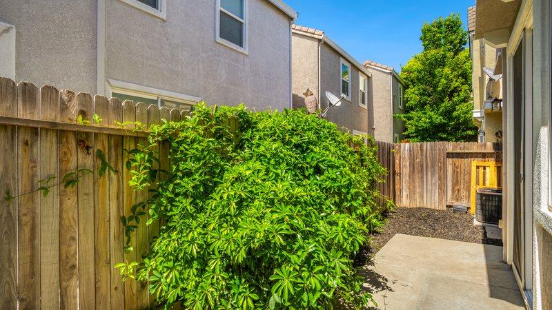 Detail Gallery Image 30 of 30 For 3241 Tice Creek Way, Sacramento,  CA 95833 - 2 Beds | 2/1 Baths