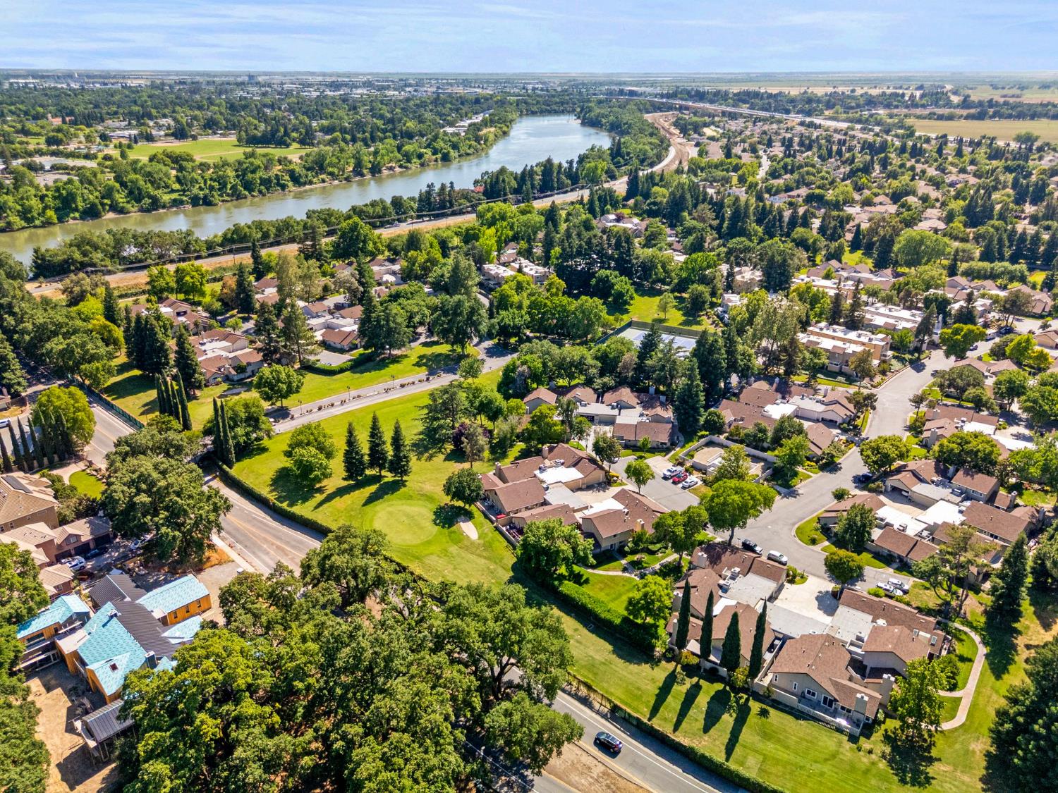 Detail Gallery Image 34 of 41 For 3124 Swallows Nest Dr, Sacramento,  CA 95833 - 2 Beds | 1/1 Baths