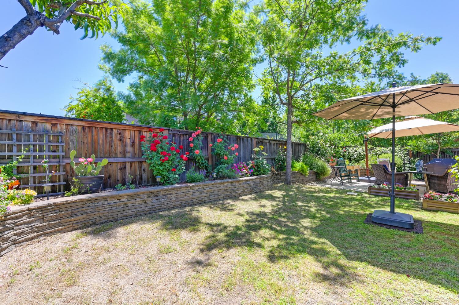 Detail Gallery Image 44 of 46 For 1123 Meredith Way, Folsom,  CA 95630 - 4 Beds | 2 Baths