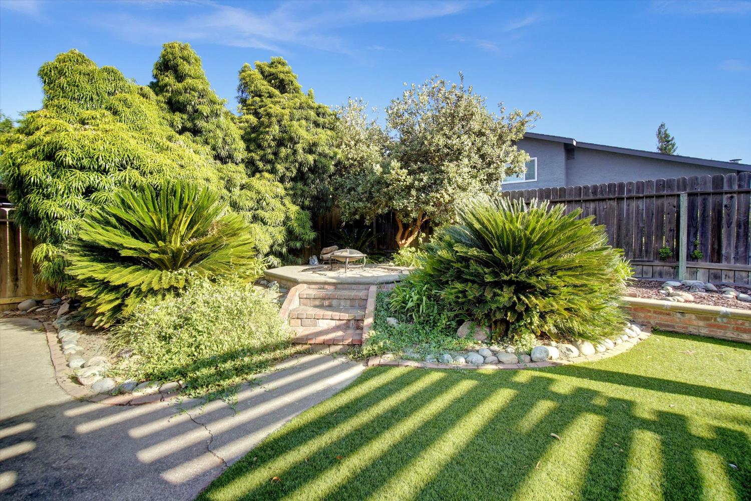 Detail Gallery Image 32 of 49 For 11161 Utopia River Ct, Rancho Cordova,  CA 95670 - 3 Beds | 2 Baths