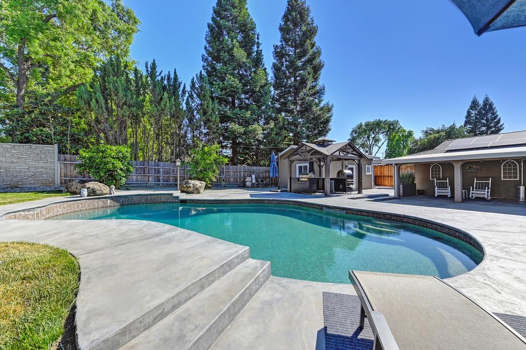 Detail Gallery Image 2 of 44 For 8107 Durward Ct, Granite Bay,  CA 95746 - 4 Beds | 3 Baths