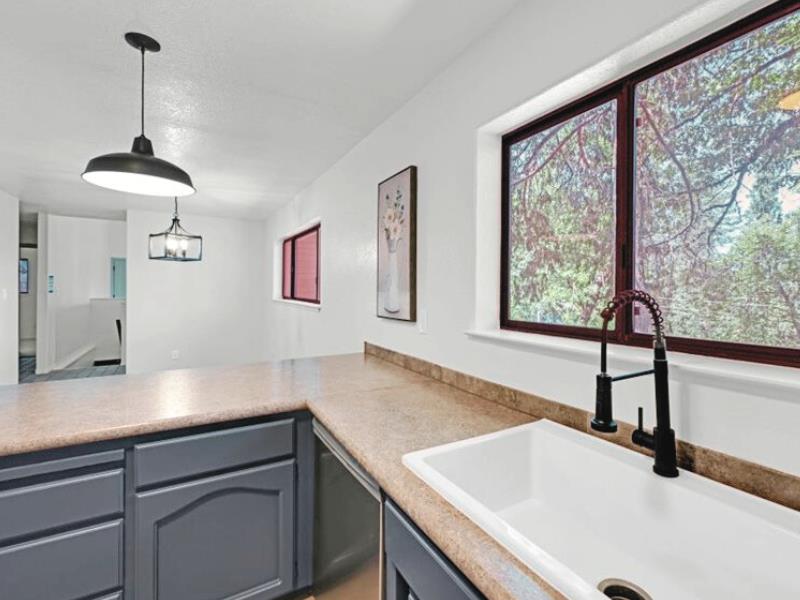 Francis Drive, Grass Valley, California image 10