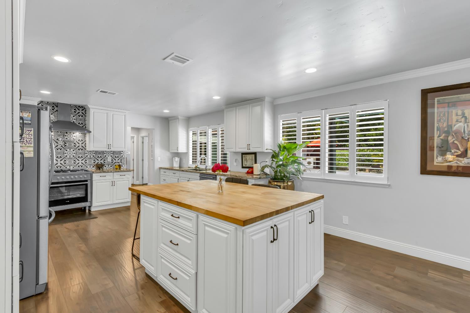 Detail Gallery Image 56 of 94 For 590 Kevington Ct, Sacramento,  CA 95864 - 4 Beds | 3/1 Baths
