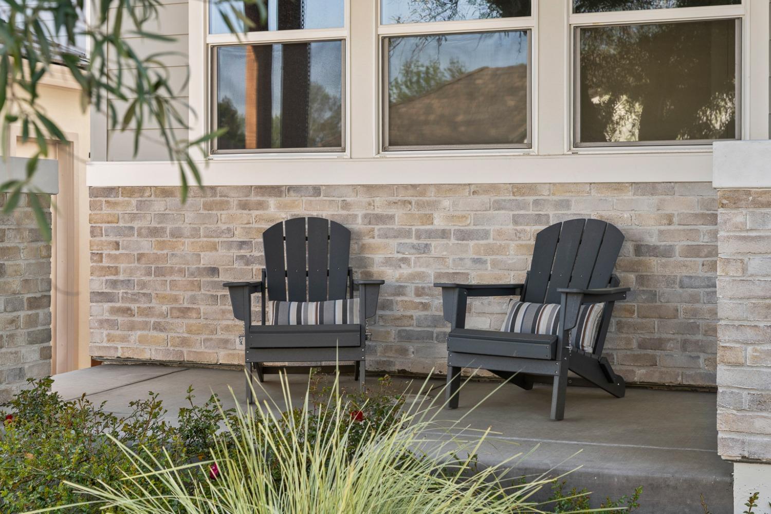 Detail Gallery Image 3 of 51 For 4020 Della Ct, Rocklin,  CA 95677 - 4 Beds | 2/1 Baths