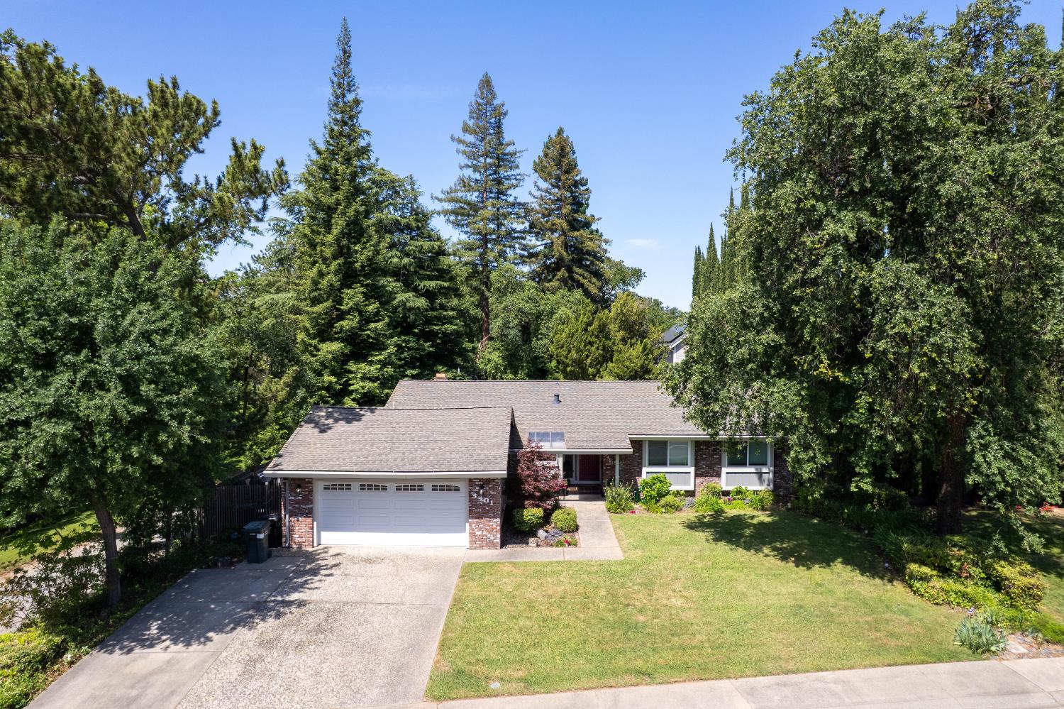 Detail Gallery Image 2 of 46 For 3401 Norris Ave, Sacramento,  CA 95821 - 4 Beds | 2/1 Baths