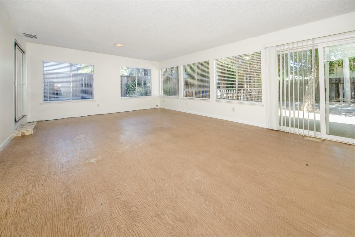 Detail Gallery Image 27 of 62 For 744 Cleveland, Woodland,  CA 95695 - 3 Beds | 2/1 Baths