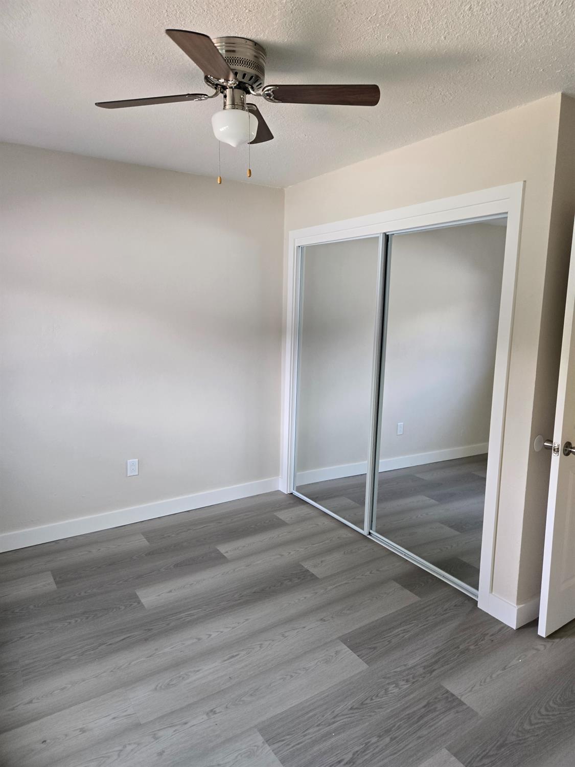 Detail Gallery Image 5 of 10 For 1036 N 1036 N Sutter St St #1,  Stockton,  CA 95202 - 1 Beds | 1 Baths