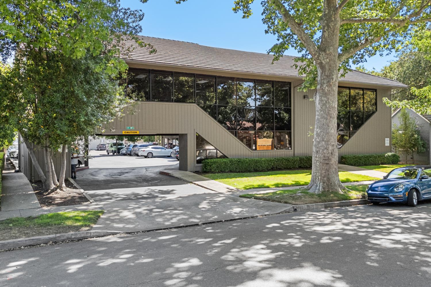 Detail Gallery Image 33 of 33 For 420 W Pine St, Lodi,  CA 95240 - – Beds | – Baths