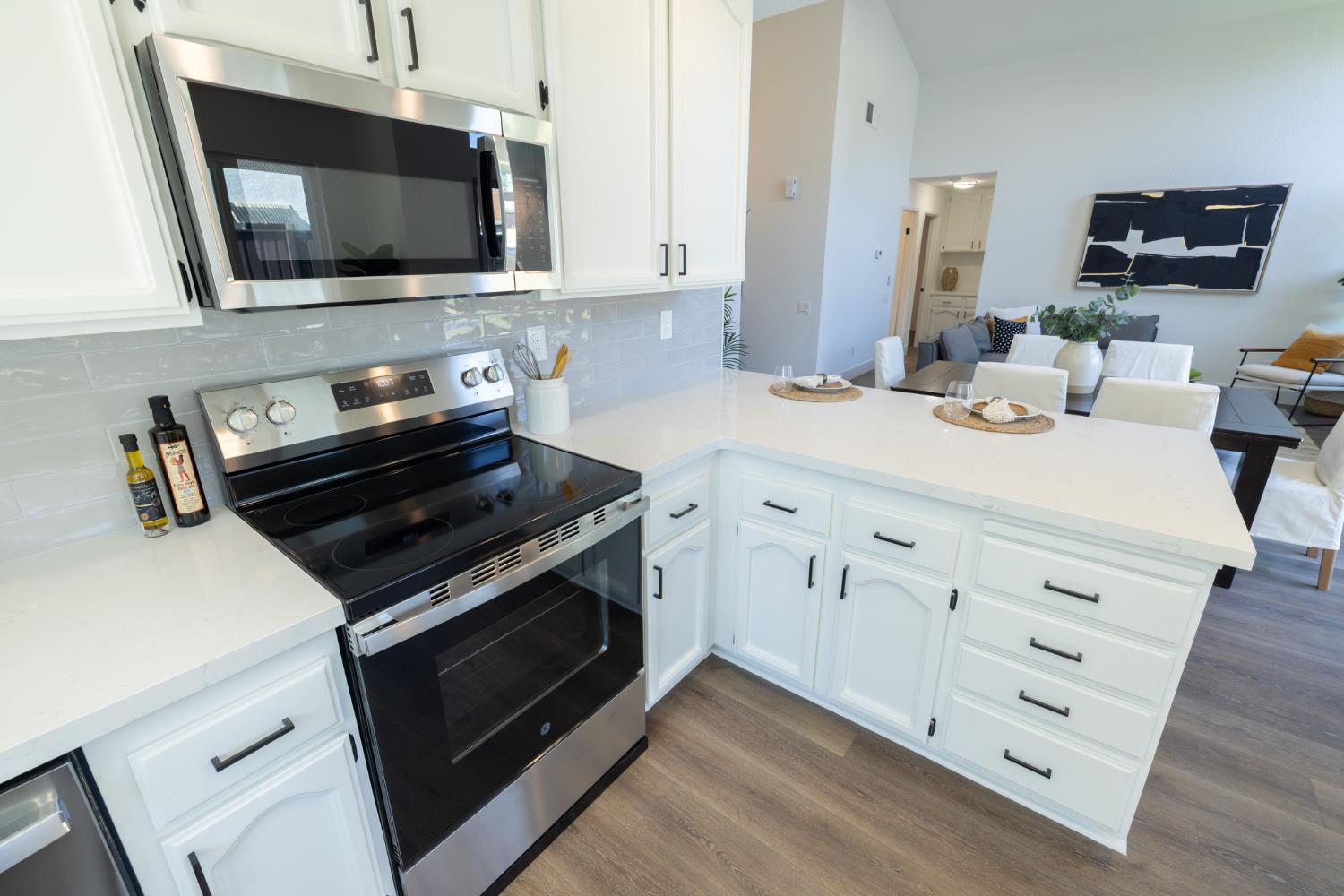 Detail Gallery Image 17 of 45 For 1505 Danica Way, Sacramento,  CA 95833 - 3 Beds | 2 Baths