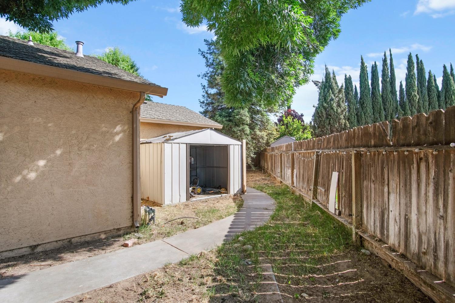 Detail Gallery Image 14 of 17 For 1357 Mark Ct, Turlock,  CA 95380 - 3 Beds | 2 Baths