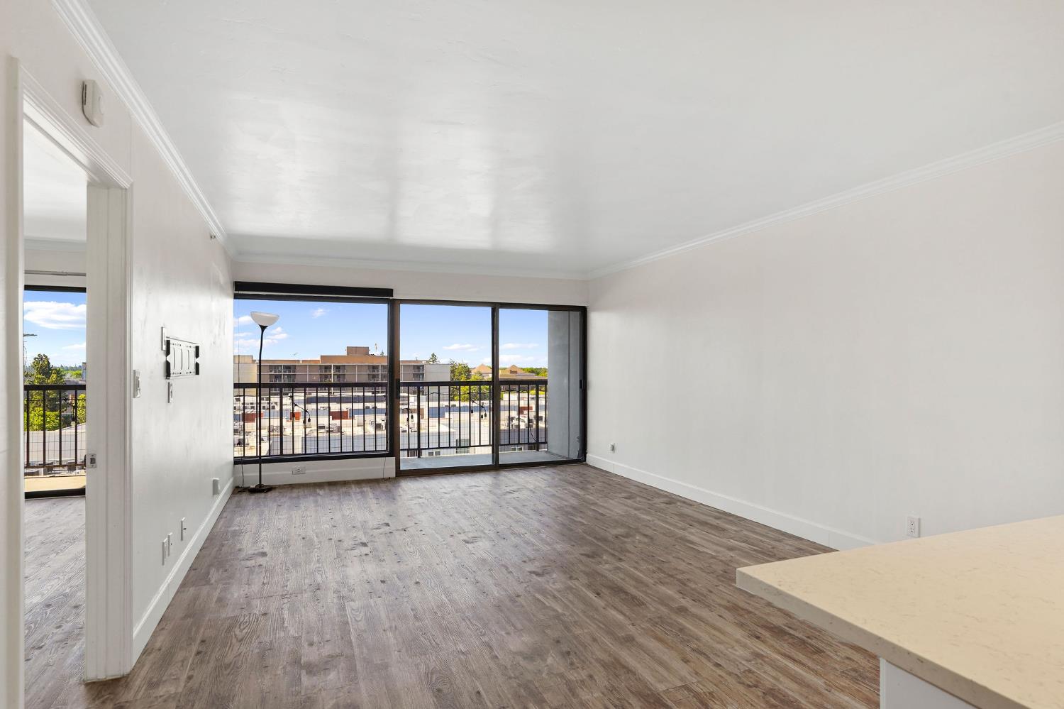 Photo #12: 225065069 Listing: Photo #12