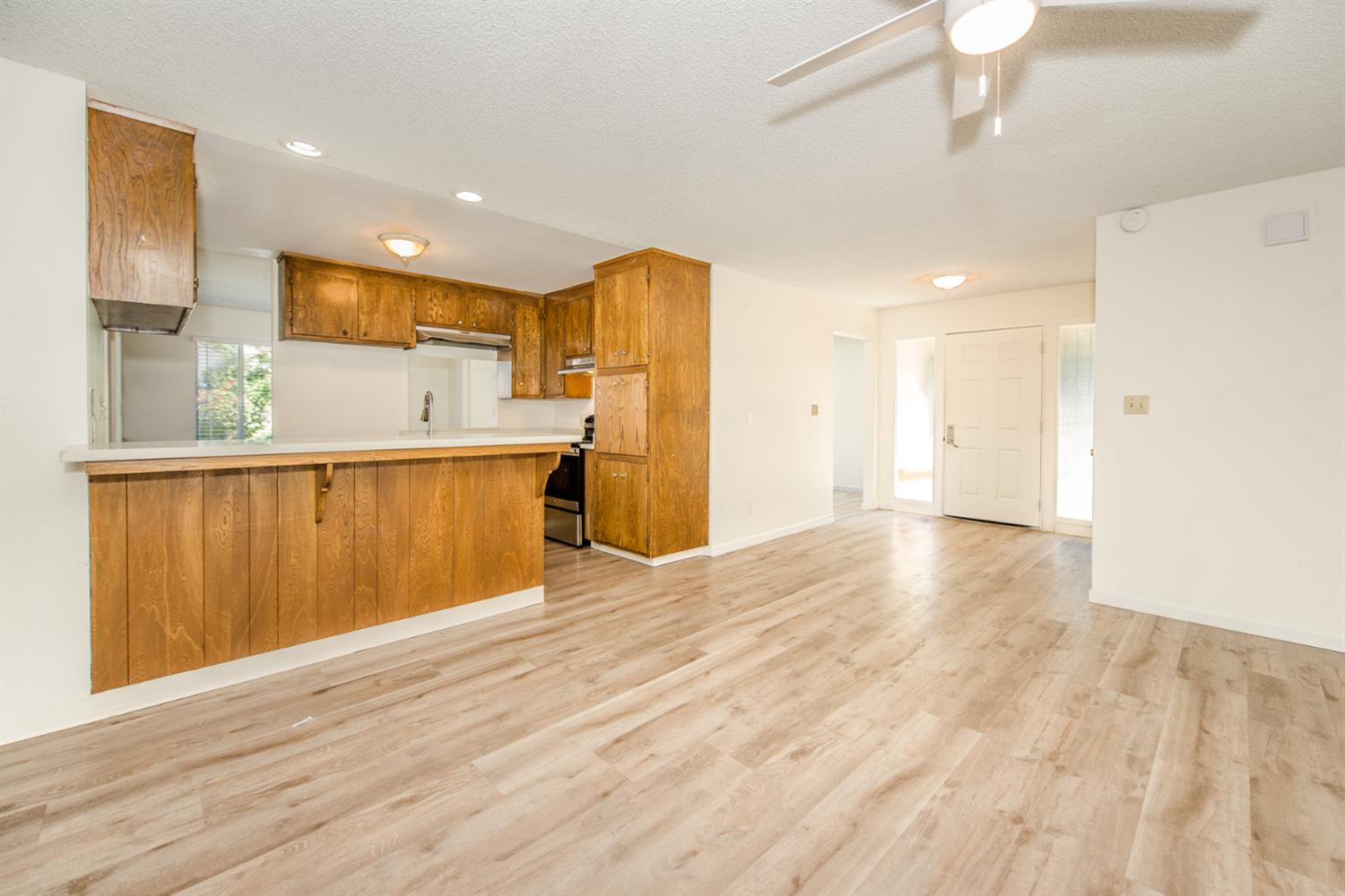 Detail Gallery Image 14 of 62 For 744 Cleveland, Woodland,  CA 95695 - 3 Beds | 2/1 Baths