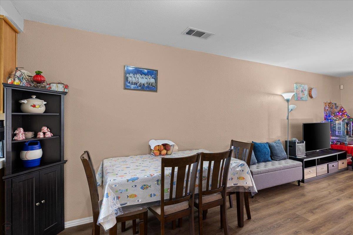 Detail Gallery Image 13 of 44 For 525 Lincoln Ave #C,  Modesto,  CA 95354 - 2 Beds | 1/1 Baths