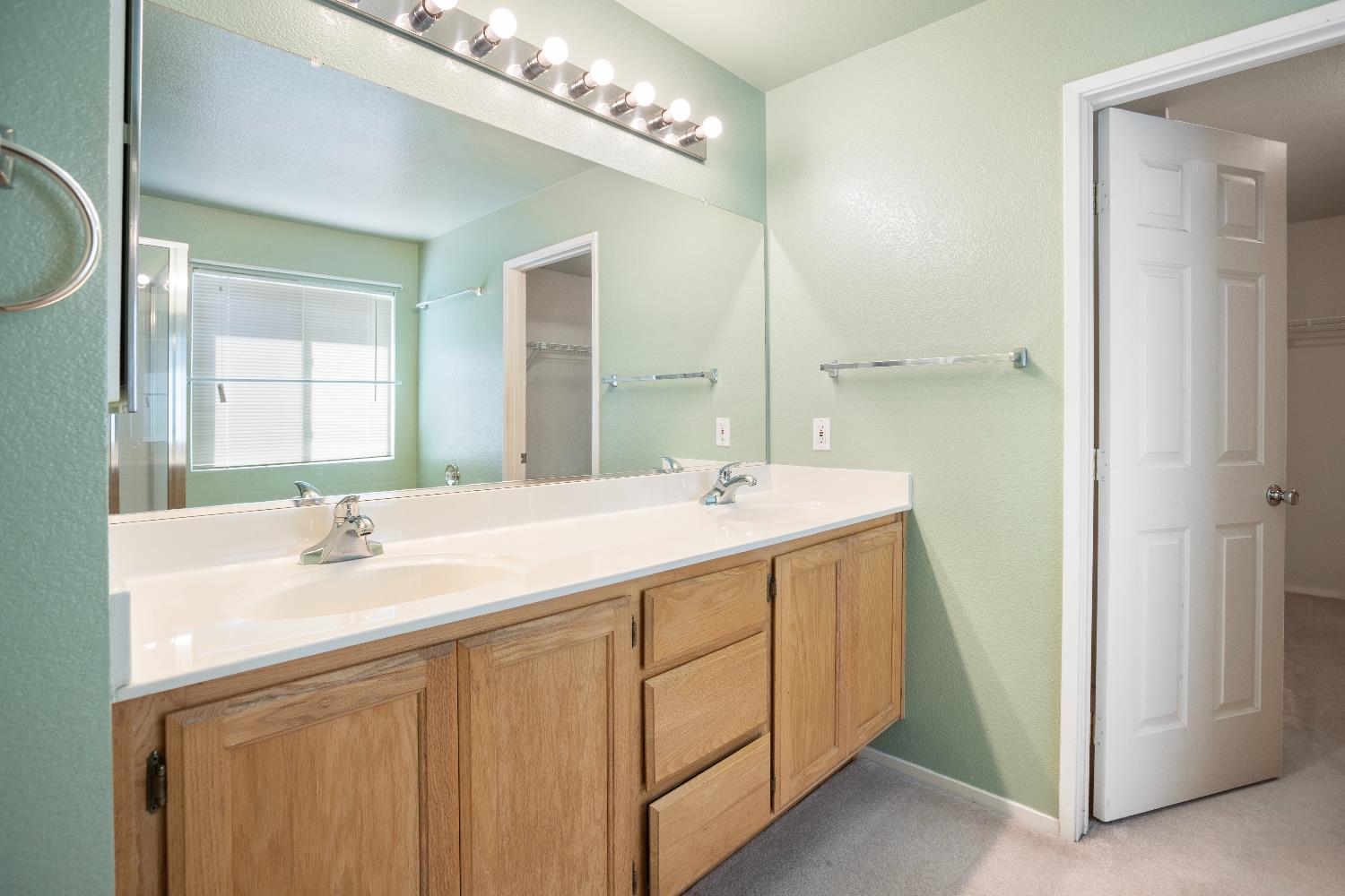 Detail Gallery Image 27 of 46 For 11400 Sabalo Way, Gold River,  CA 95670 - 5 Beds | 3 Baths