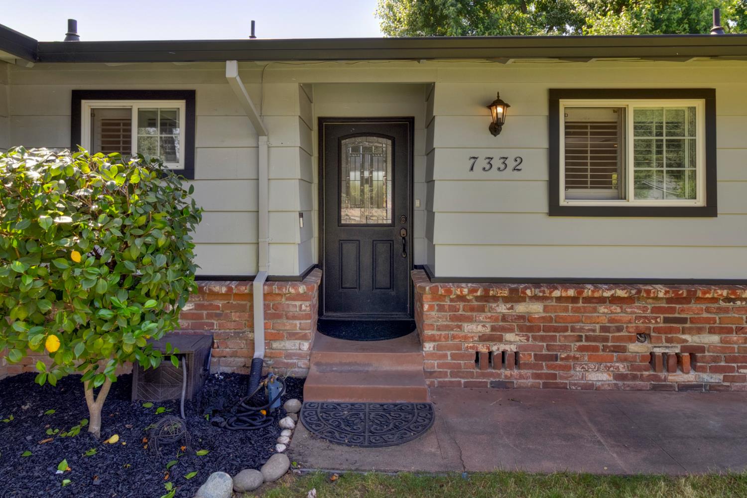 Detail Gallery Image 3 of 78 For 7332 West Ln, Granite Bay,  CA 95746 - 3 Beds | 2 Baths