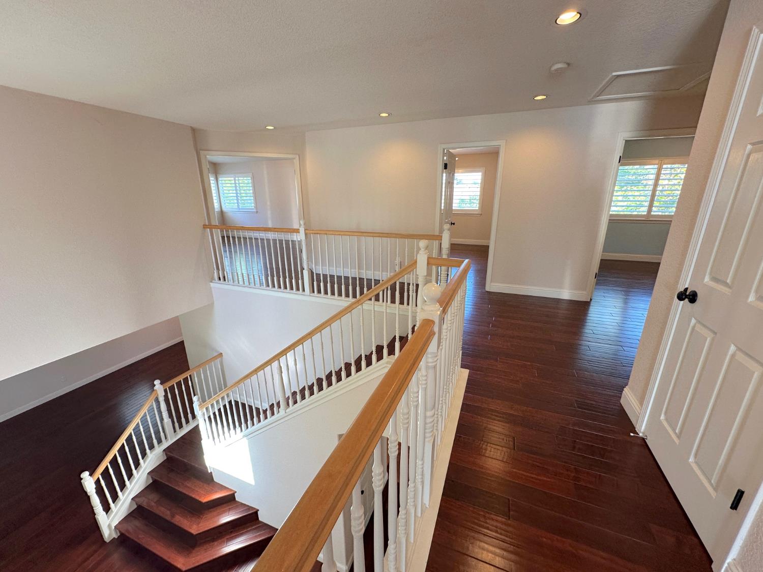 Detail Gallery Image 15 of 35 For 6337 Brook Hollow Cir, Stockton,  CA 95219 - 5 Beds | 3 Baths