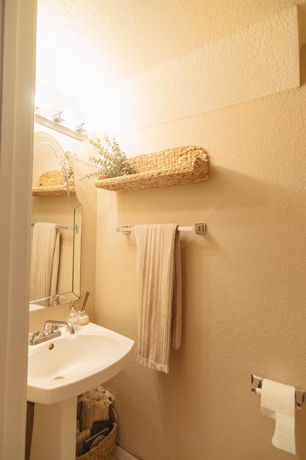 Detail Gallery Image 33 of 35 For 310 Buena Vista Ct, Merced,  CA 95348 - 4 Beds | 2/1 Baths