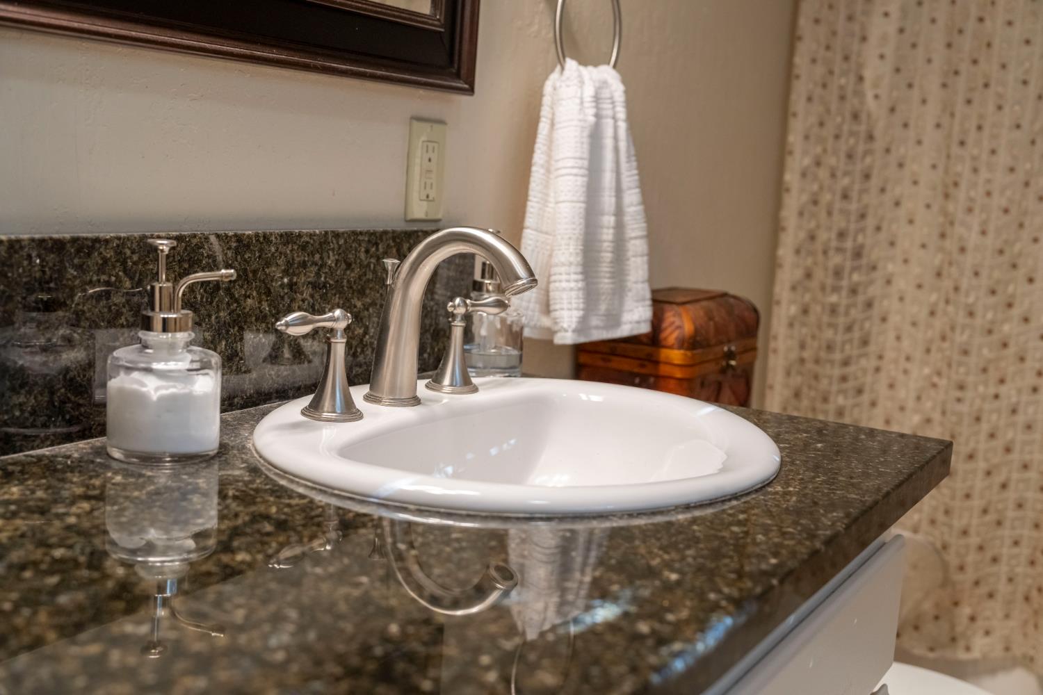 Detail Gallery Image 27 of 49 For 242 Brock Rd, Nevada City,  CA 95959 - 4 Beds | 2 Baths