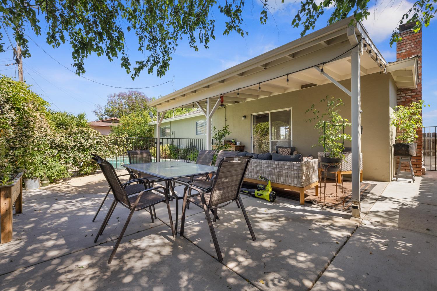 Detail Gallery Image 34 of 36 For 2365 E Marshall St, Turlock,  CA 95380 - 3 Beds | 2 Baths