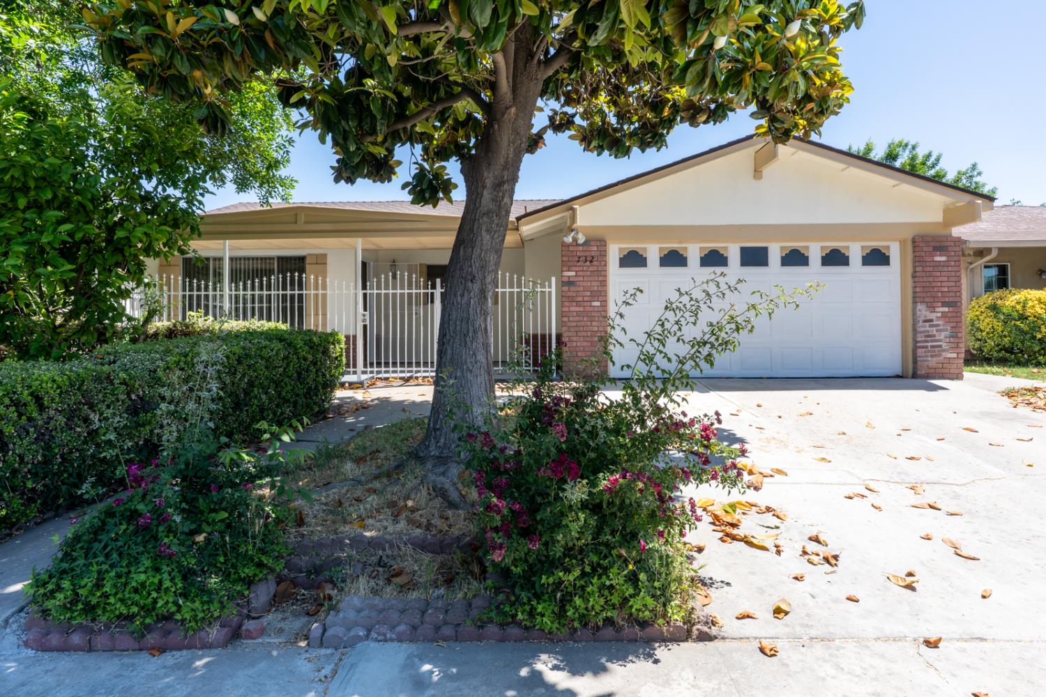 Detail Gallery Image 15 of 30 For 732 Bristlecone Way, Modesto,  CA 95351 - 3 Beds | 2 Baths
