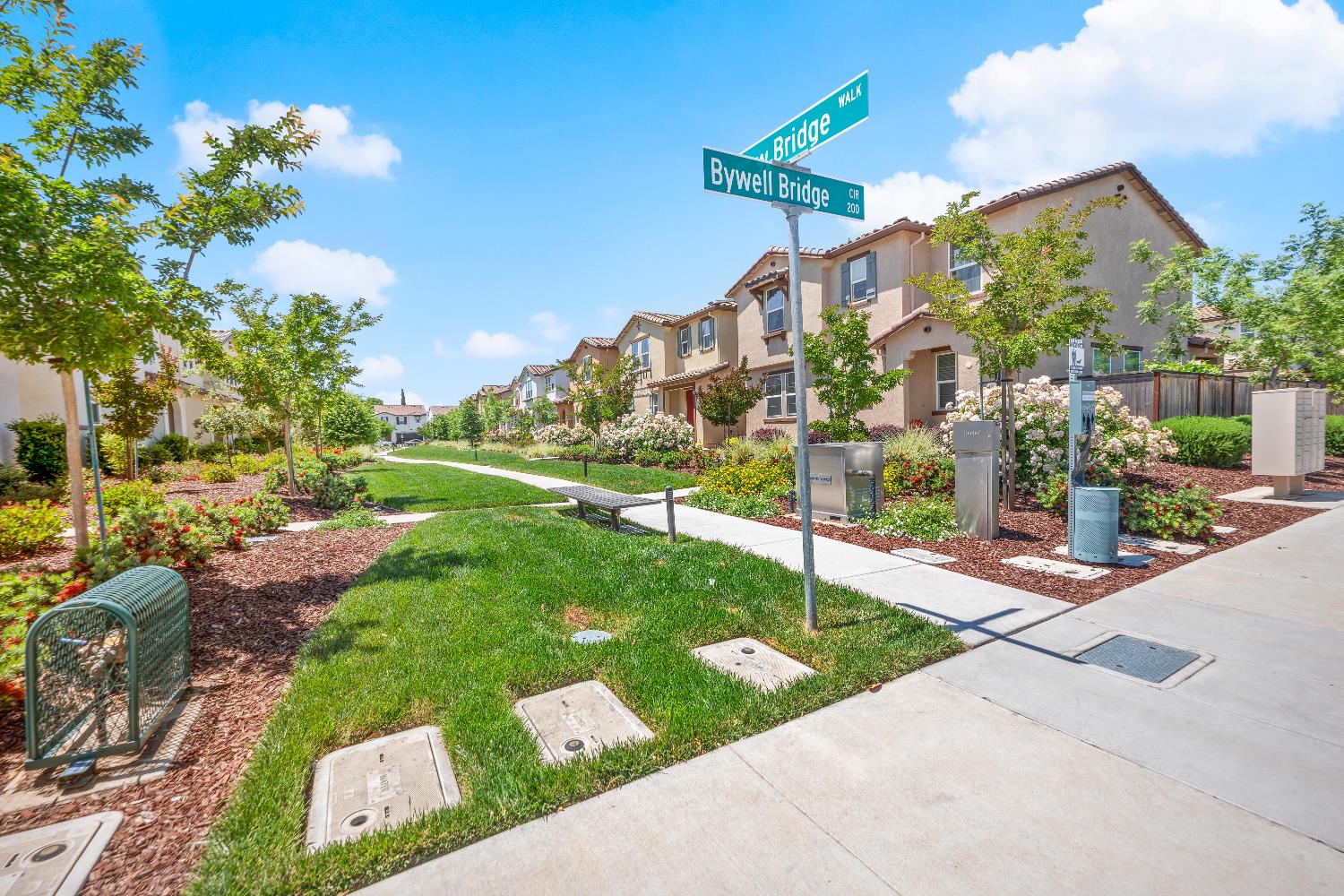 Detail Gallery Image 45 of 55 For 257 Bywell Bridge Cir, Sacramento,  CA 95823 - 3 Beds | 2/1 Baths