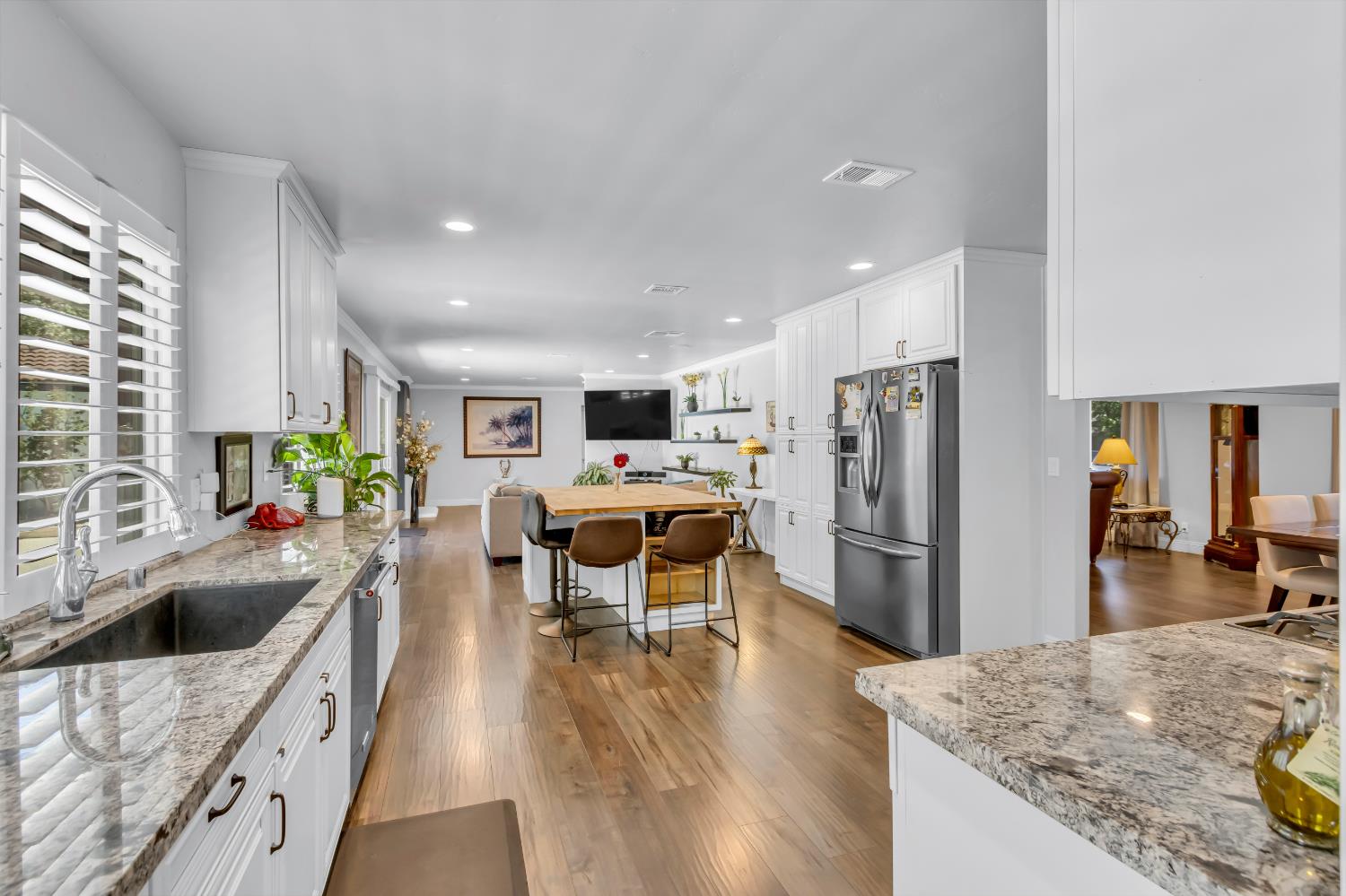 Detail Gallery Image 64 of 94 For 590 Kevington Ct, Sacramento,  CA 95864 - 4 Beds | 3/1 Baths