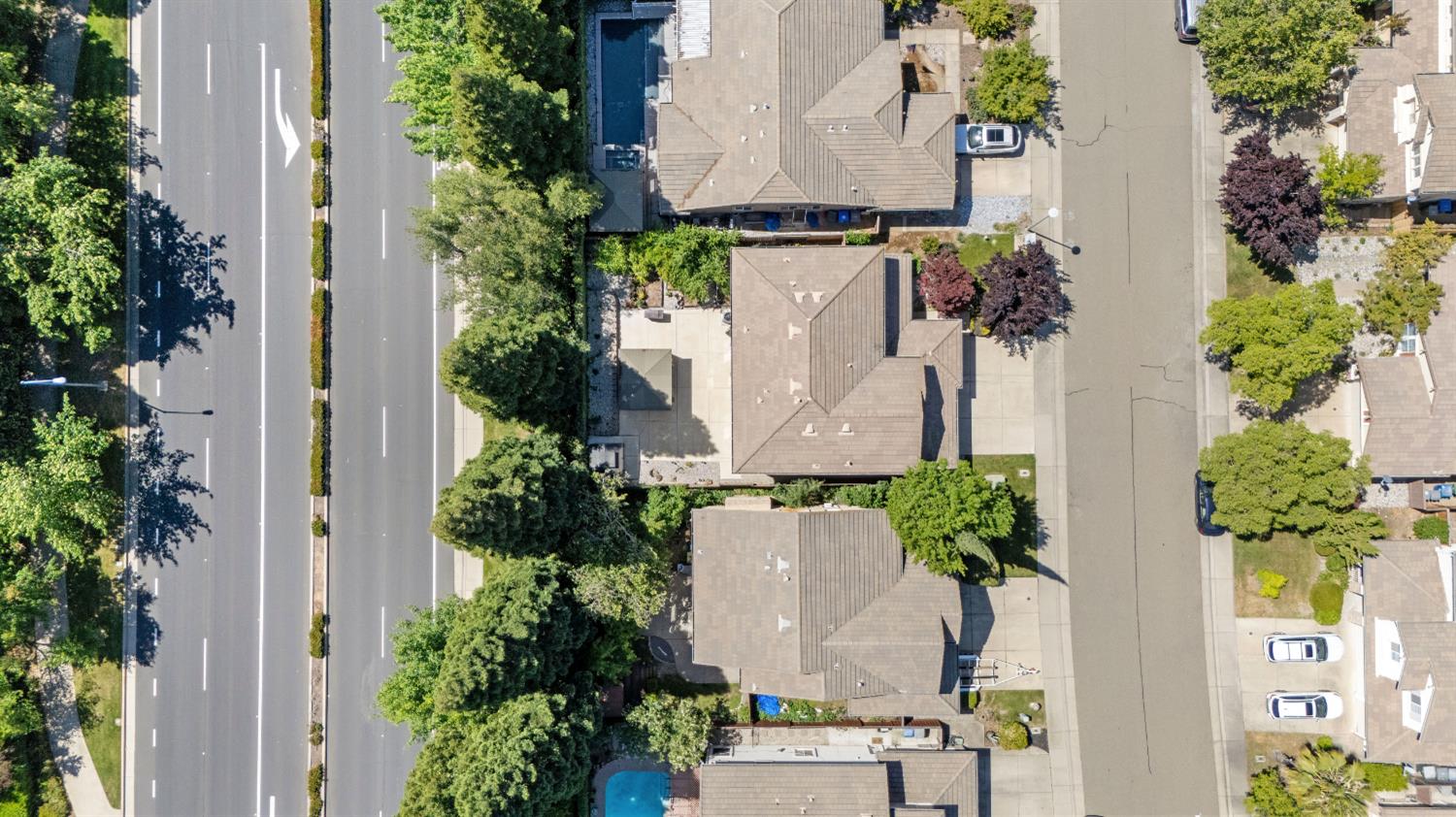 Detail Gallery Image 39 of 42 For 1045 Callander Way, Folsom,  CA 95630 - 4 Beds | 2/1 Baths