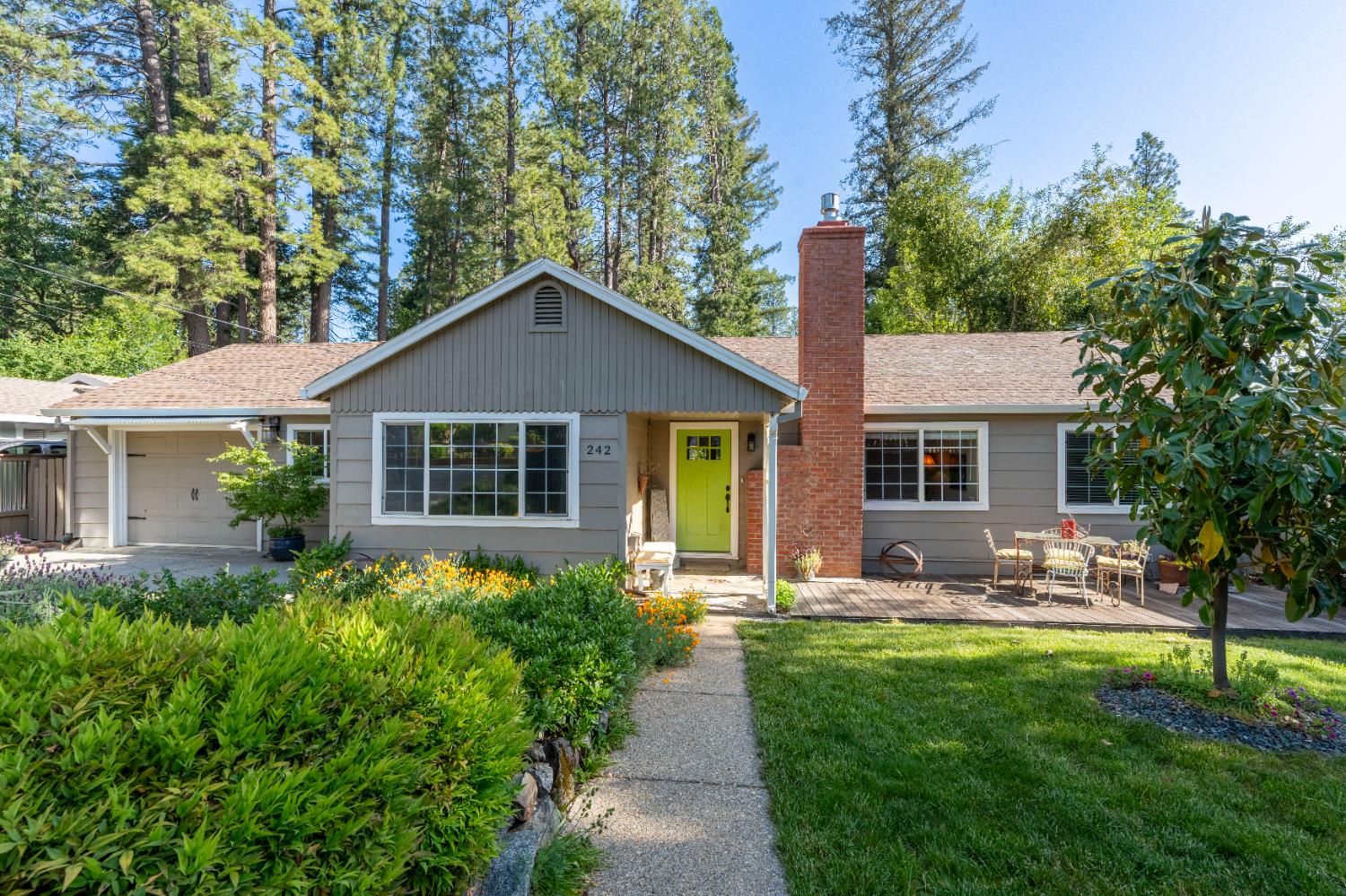 Detail Gallery Image 1 of 49 For 242 Brock Rd, Nevada City,  CA 95959 - 4 Beds | 2 Baths